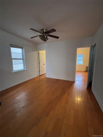 10227 129th St, Richmond Hill S., NY 11419