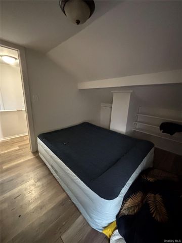 10227 129th St, Richmond Hill S., NY 11419