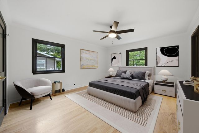 1025 Elizabeth Avenue, Naperville, IL 60540