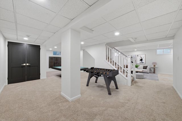 1025 Elizabeth Avenue, Naperville, IL 60540