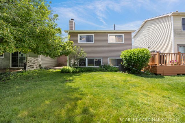 376 Thorncliffe Drive, Glendale Heights, IL 60139