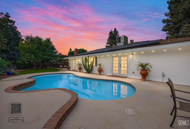 6711 Columbia Lane, Bakersfield, CA 93309