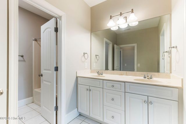 106 Blue Heron Circle, Sneads Ferry, NC 28460