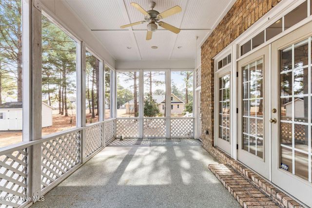 106 Blue Heron Circle, Sneads Ferry, NC 28460