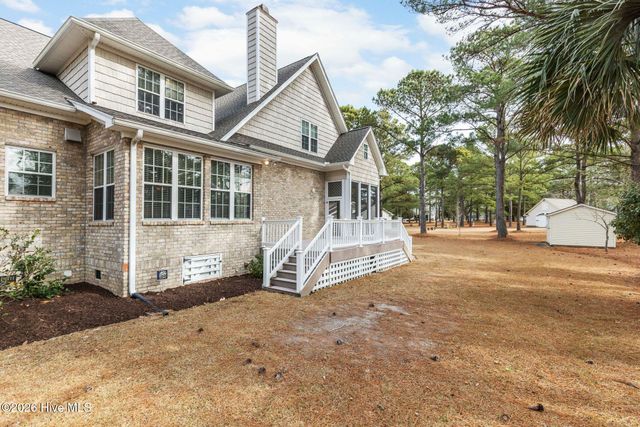 106 Blue Heron Circle, Sneads Ferry, NC 28460