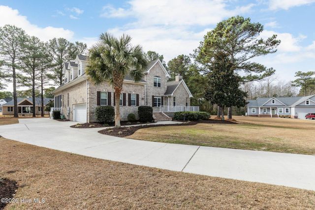 106 Blue Heron Circle, Sneads Ferry, NC 28460