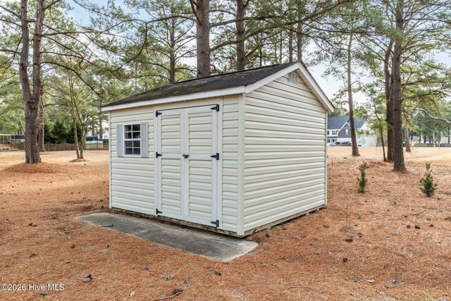 106 Blue Heron Circle, Sneads Ferry, NC 28460