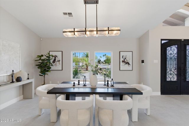 16424 N 44th Street, Phoenix, AZ 85032