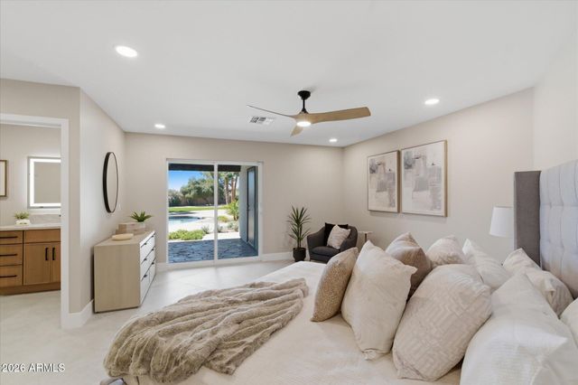 16424 N 44th Street, Phoenix, AZ 85032