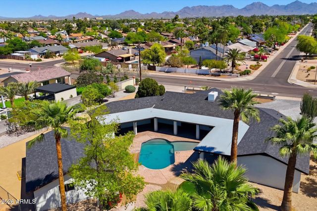 16424 N 44th Street, Phoenix, AZ 85032