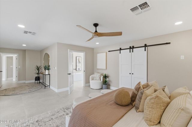 16424 N 44th Street, Phoenix, AZ 85032