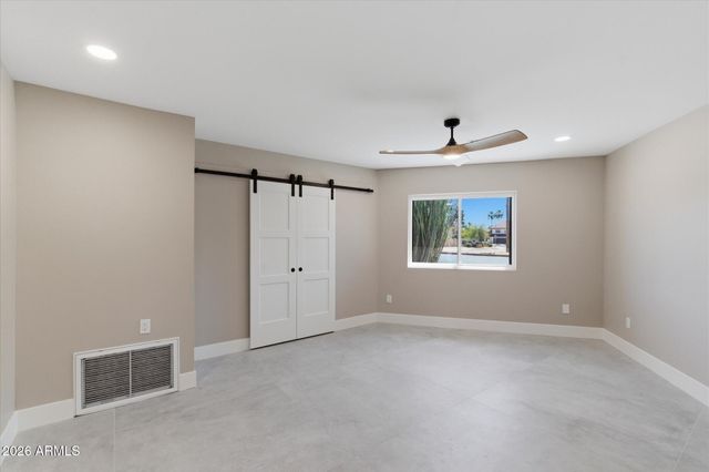 16424 N 44th Street, Phoenix, AZ 85032