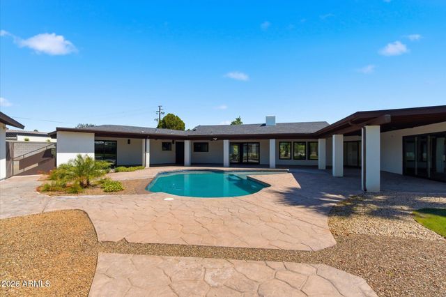 16424 N 44th Street, Phoenix, AZ 85032