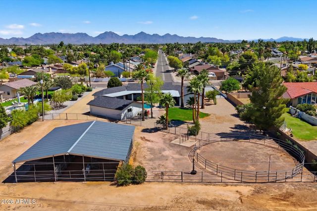 16424 N 44th Street, Phoenix, AZ 85032