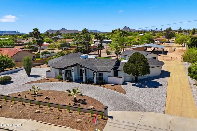 16424 N 44th Street, Phoenix, AZ 85032