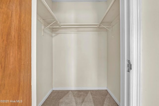 104 Holly Tree Lane, Hampstead, NC 28443