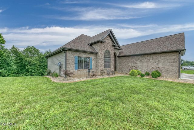 469 Grovemont Place, Piney Flats, TN 37686