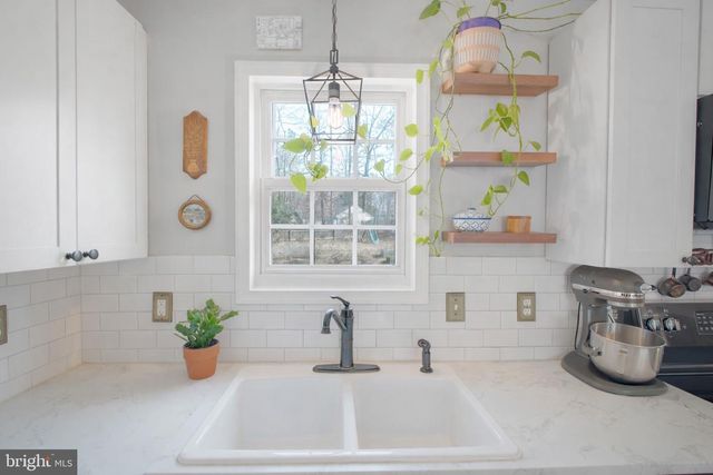 270 AMERICAN DR, Ruther Glen, VA 22546