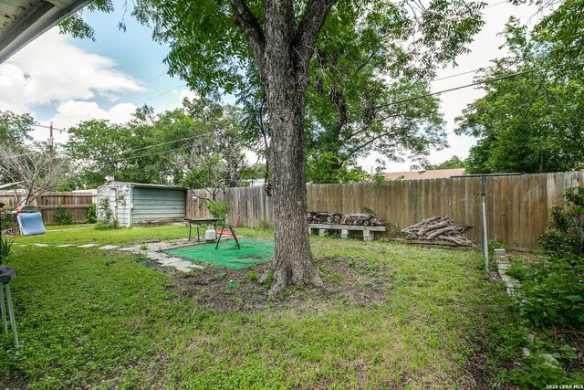 431 Kopplow, San Antonio, TX 78221