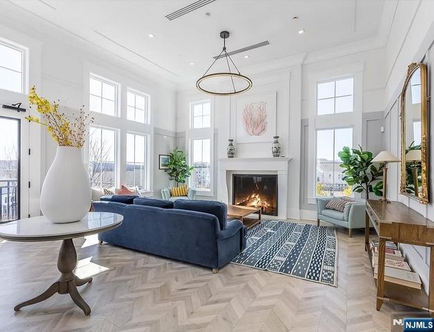 115 Aspen Drive, Cedar Grove, NJ 07009