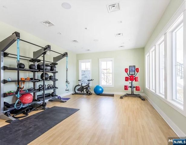 115 Aspen Drive, Cedar Grove, NJ 07009