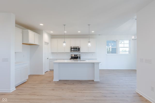 15988 Tharp Woods Drive, Fishers, IN 46037