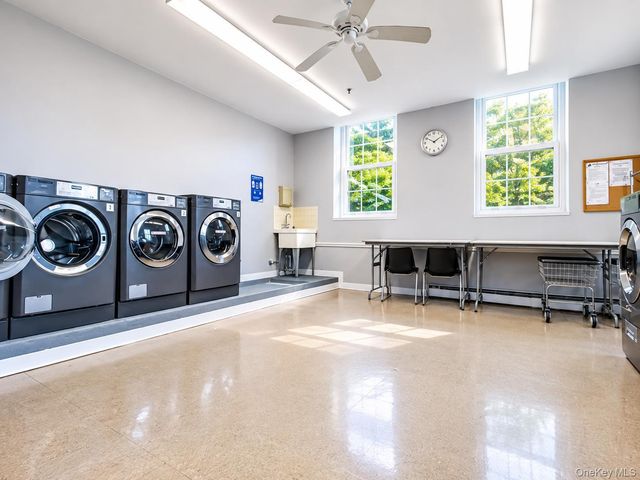 100 Clarewood Drive 1K, Hastings-on-hudson, NY 10706
