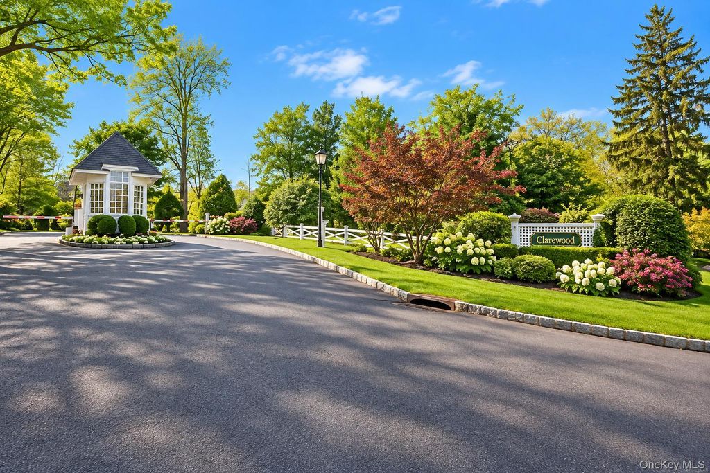 100 Clarewood Drive 1K, Hastings-on-hudson, NY 10706 — photo 2