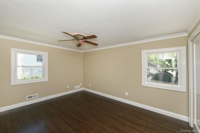 7 Rensselaer Drive, Commack, NY 11725