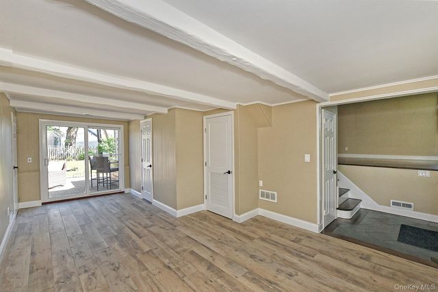 7 Rensselaer Drive, Commack, NY 11725