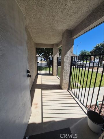 12396 Emeraldstone Drive, Victorville, CA 92392