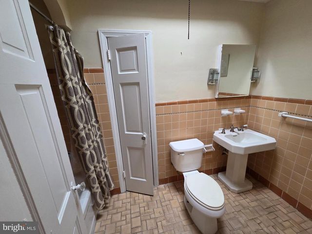 1633 CONLYN ST, Philadelphia, PA 19141