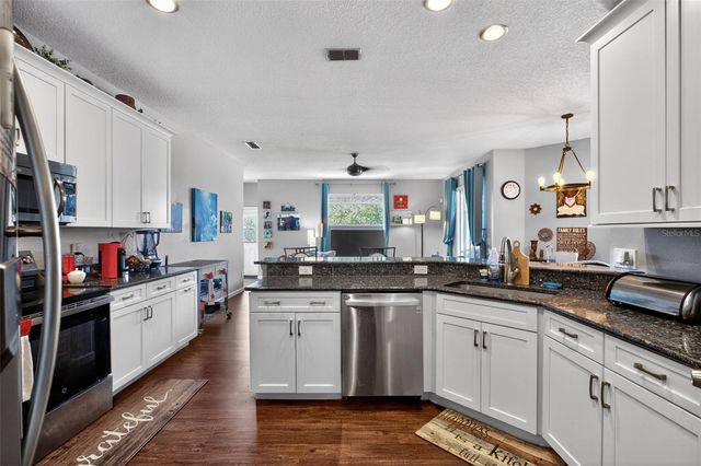 1014 QUAKER RIDGE COURT, Oviedo, FL 32765