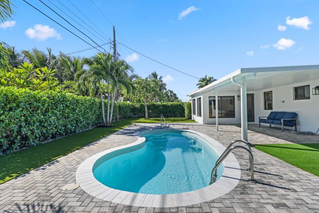 340 NE 23rd Way, Boca Raton, FL 33431