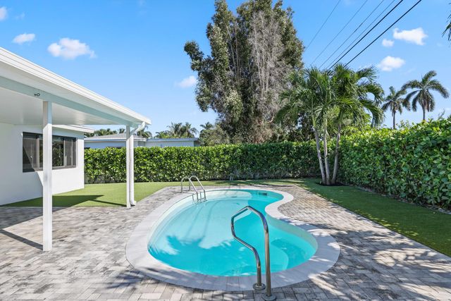 340 NE 23rd Way, Boca Raton, FL 33431