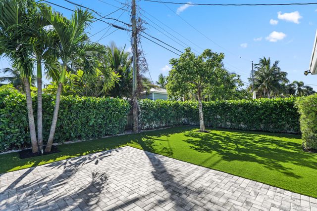 340 NE 23rd Way, Boca Raton, FL 33431