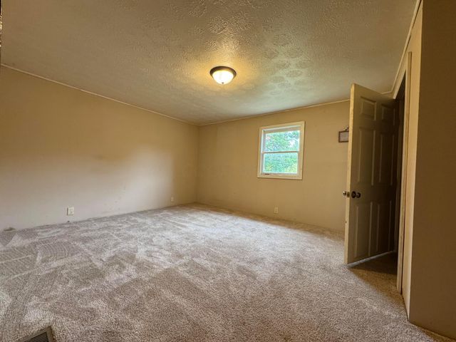 10527 Garrett Road SW, Amanda, OH 43102