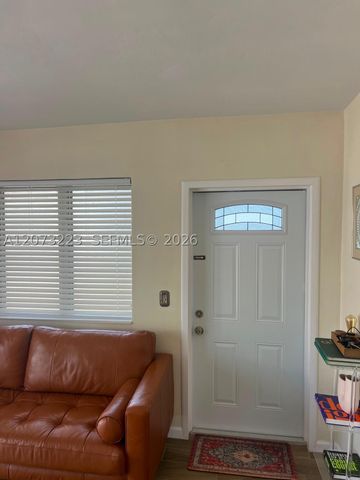 7720 Harding Ave 8, Miami Beach, FL 33141