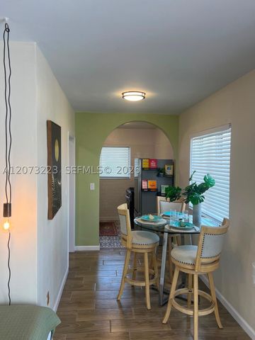 7720 Harding Ave 8, Miami Beach, FL 33141