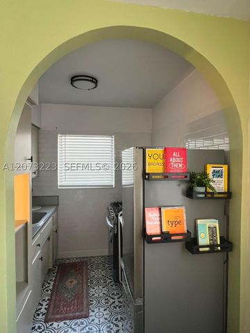 7720 Harding Ave 8, Miami Beach, FL 33141
