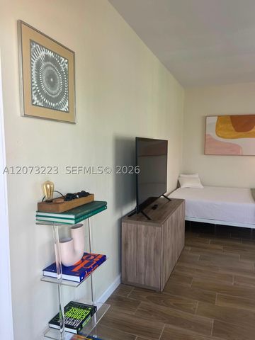 7720 Harding Ave 8, Miami Beach, FL 33141
