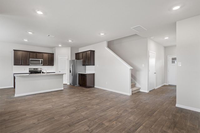 493 Apache Plum DR, Kyle, TX 78640