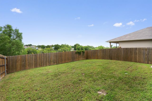 493 Apache Plum DR, Kyle, TX 78640