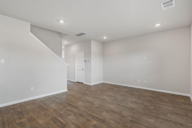 493 Apache Plum DR, Kyle, TX 78640
