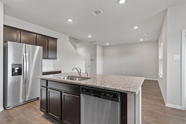 493 Apache Plum DR, Kyle, TX 78640