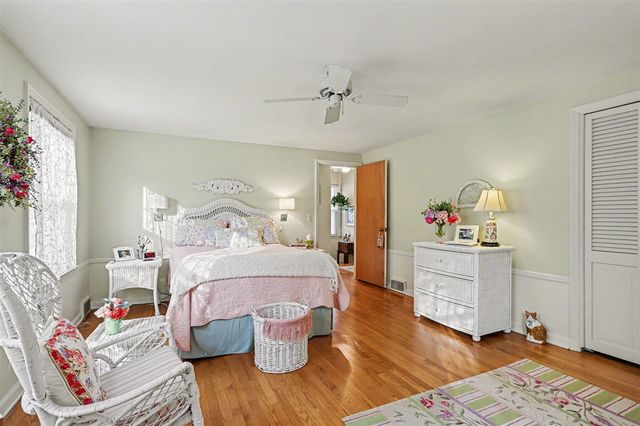 2309 Sheffield Drive, Kalamazoo, MI 49008