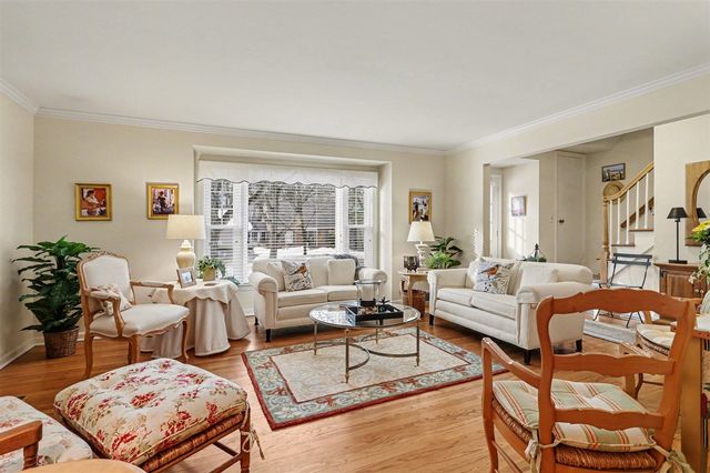 2309 Sheffield Drive, Kalamazoo, MI 49008