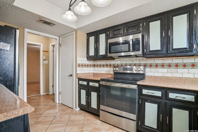 5800 Royal Club, San Antonio, TX 78239