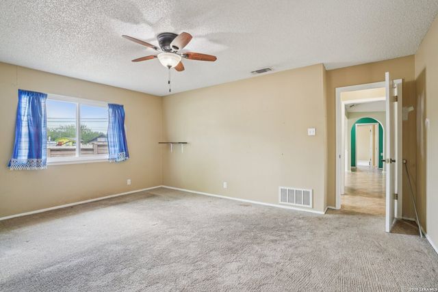 5800 Royal Club, San Antonio, TX 78239