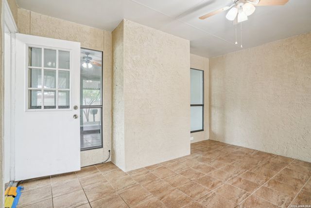 5800 Royal Club, San Antonio, TX 78239